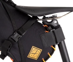 SACOCHE RESTRAP SADDLE BAG 8L + DRY BAG -Boutique Blackburn capture d ecran 2019 07 16 a 11 14 59