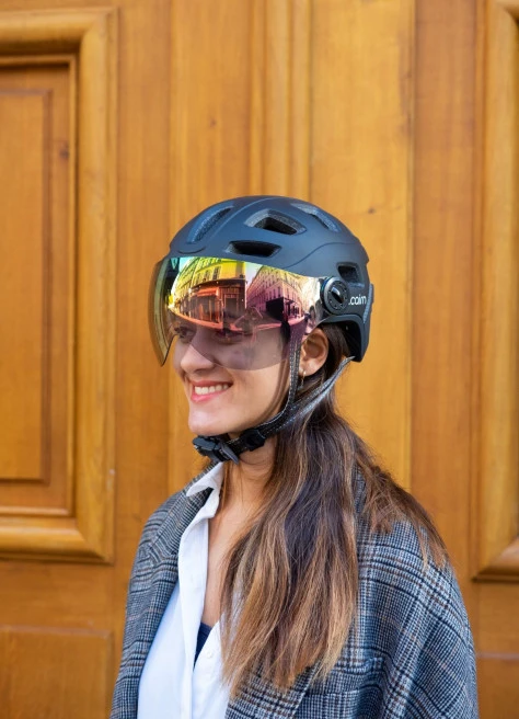 Casque Vélo Quartz Visor Led USB - Cairn 3 Casque Vélo Quartz Visor Led USB - Cairn – Image 3